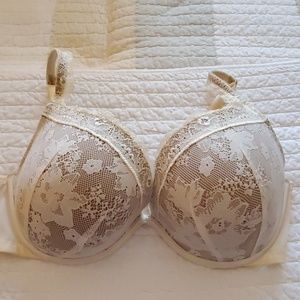 Cacique Lace Boost Plunge Bra 40 DD